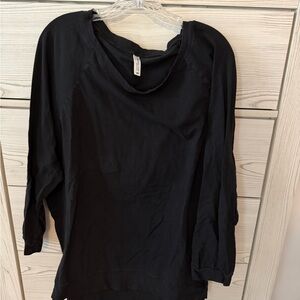 Chic Soul Black Long Sleeve Top